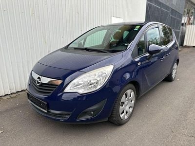 Blau Gebraucht 2011 Opel Meriva Design Edition Van / Kleinbus | 4.400 € (Fairer Preis)