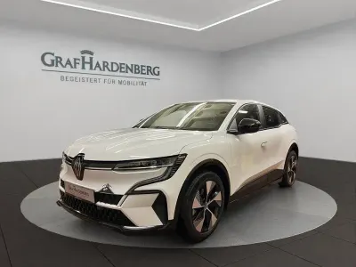 Gebraucht Renault Megane E-Tech Equilibre 160 kW (218 PS) 2022 Weiß Limousine