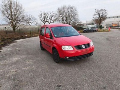 Rot Gebraucht 2010 VW Caddy Team Van / Kleinbus | 4.600 € (Guter Preis)