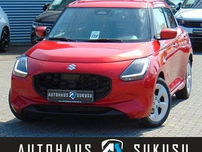 Second-hand Suzuki Swift Comfort 83 CP (61 kW) 2025 Roșu Hatchback