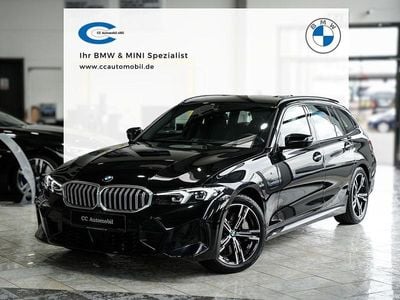 Gebraucht BMW 330 M Sport 245 PS (180 kW) 2025 Saphirschwarz Kombi