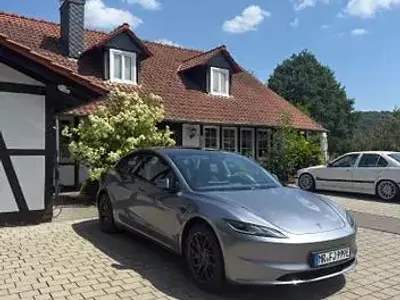 Gebraucht Tesla Model 3 366 kW (498 PS) 2025 Grau Limousine