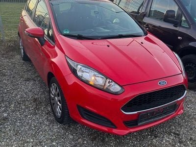 Rot Gebraucht 2016 Ford Fiesta Celebration Limousine | 7.699 € (Fairer Preis)