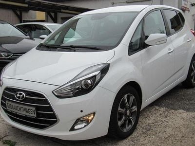 Weiß Gebraucht 2017 Hyundai ix20 Space Plus Kleinwagen | 13.794 € (Fairer Preis)