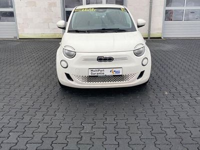 Gebraucht Fiat 500e Connect 69 kW (95 PS) 2023 Weiß Kleinwagen