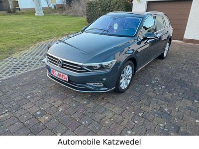 Gebraucht VW Passat Elegance 190 PS (139 kW) 2019 Grau Kombi
