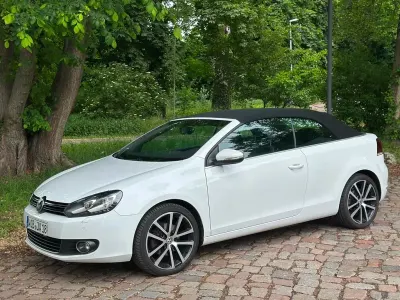 Gebraucht VW Golf 105 PS (77 kW) 2011 Weiß Cabrio