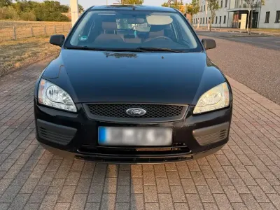 Gebraucht Ford Focus 100 PS (73 kW) 2008 Schwarz Kombi