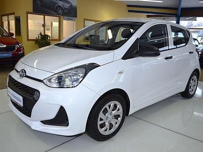 Gebraucht Hyundai i10 Classic 67 PS (49 kW) 2017 Weiß Kleinwagen