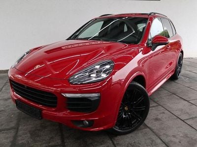 Rot Gebraucht 2016 Porsche Cayenne S SUV | 48.880 €