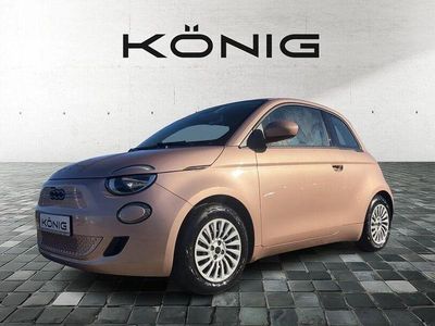 Gebraucht Fiat 500e 86 kW (118 PS) 2023 Rose gold (5cf) Limousine