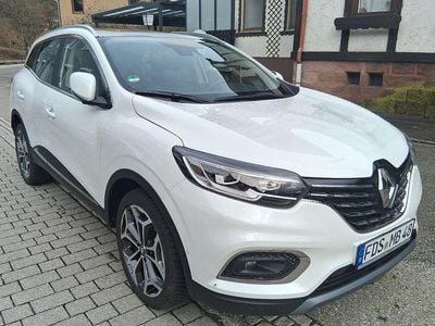 Gebraucht Renault Kadjar Techno 158 PS (116 kW) 2022 Weiß SUV