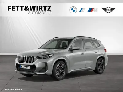 Gebraucht BMW X1 M Sport 211 PS (155 kW) 2025 Spacesilber metallic SUV