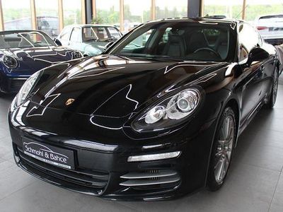 Porsche Panamera 4S