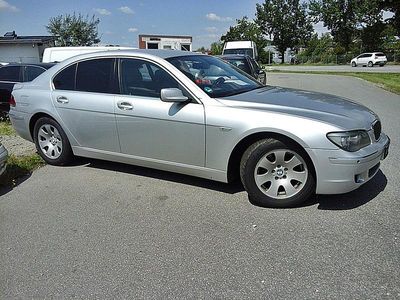 BMW 730