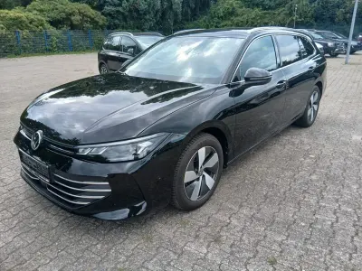 Gebraucht VW Passat Business 150 PS (110 kW) 2025 Schwarz Kombi