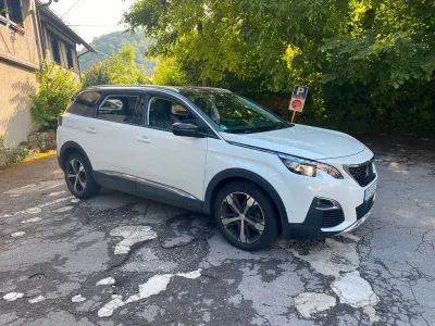 Gebraucht Peugeot 5008 Allure 177 PS (130 kW) 2018 Weiß SUV