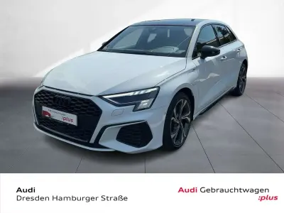 Gebraucht Audi A3 S-Line 204 PS (150 kW) 2023 Gletscherweiß metallic Limousine