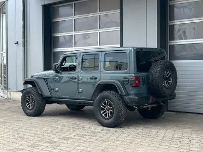 Neu Jeep Wrangler Rubicon 470 PS (345 kW) 2026 Grau SUV