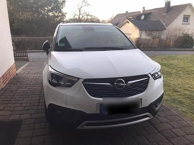 Weiß Gebraucht 2018 Opel Crossland X Ultimate SUV | 10.500 € (Fairer Preis)