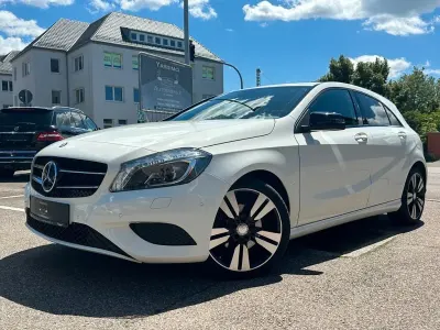 Gebraucht Mercedes A200 156 PS (114 kW) 2013 Weiß Limousine