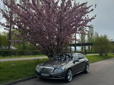 Usata Mercedes E350 231 CV (169 kW) 2009 Berlina
