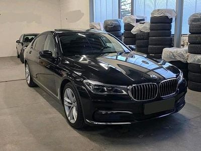 Schwarz Gebraucht 2016 BMW 730 Limousine | 35.990 € (Teuer)
