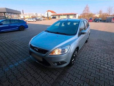Gebraucht Ford Focus Ghia 145 PS (106 kW) 2009 Silber Kombi