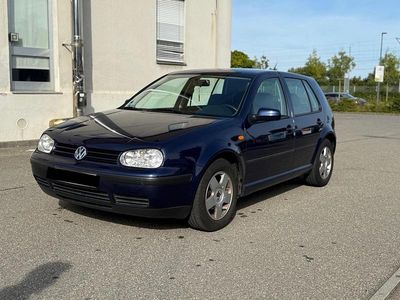Gebraucht VW Golf IV 75 PS (55 kW) 1999 Blau Kleinwagen