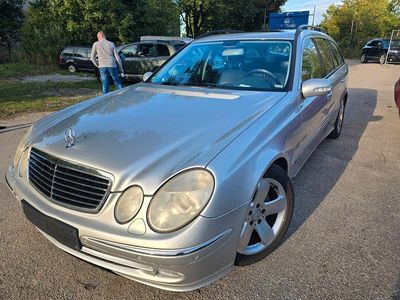 Mercedes E320