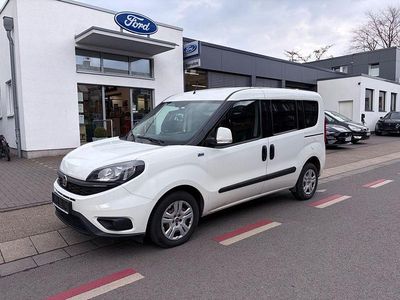 Gebraucht Fiat Doblò 101 PS (74 kW) 2022 Weiß Van / Kleinbus