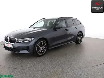 Gebraucht BMW 330 Sport Line 258 PS (189 kW) 2020 Mineralgrau Kombi