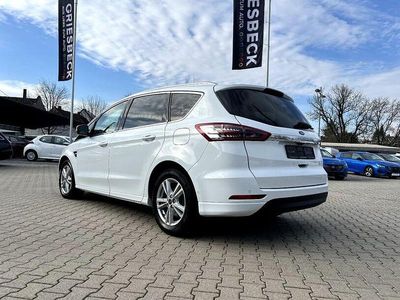 Gebraucht Ford S-MAX Titanium 150 PS (110 kW) 2021 Frost weiß Van / Kleinbus
