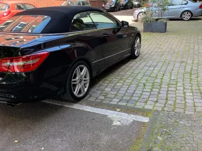 Gebraucht Mercedes E350 AMG 265 PS (194 kW) 2012 Schwarz Cabrio
