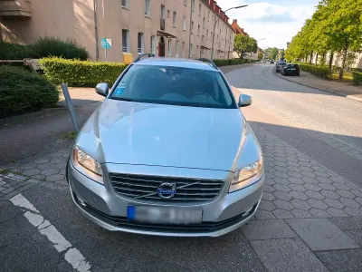 Gebraucht Volvo V70 120 PS (88 kW) 2016 Silber Kombi