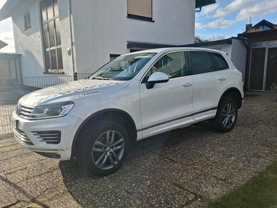 Gebraucht VW Touareg R-line 264 PS (194 kW) 2015 Weiß SUV