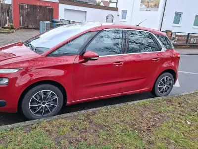 Gebraucht Citroën C4 120 PS (88 kW) 2016 Rot Van / Kleinbus