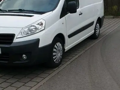 Gebraucht Peugeot Expert Avantage 127 PS (93 kW) 2014 Weiß Van