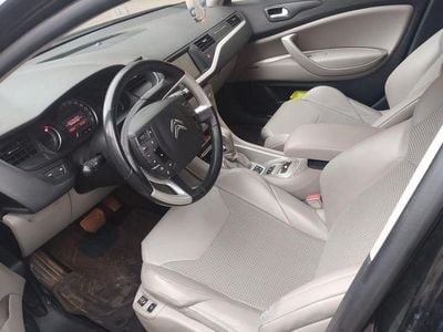 Schwarz Gebraucht 2016 Citroën C5 Exclusive Kombi | 6.900 € (Teuer)