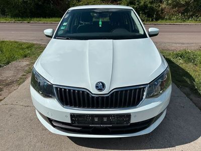 gebraucht Skoda Fabia 1,4 Diesel ist voll fahrbereit, Modell 2015 Unfallfre