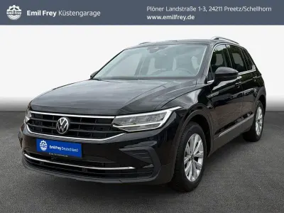 Gebraucht VW Tiguan Life 150 PS (110 kW) 2022 Schwarz SUV