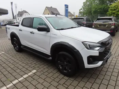 Usado Isuzu D-Max 163 HP (119 kW) 2025 Branco Pickup