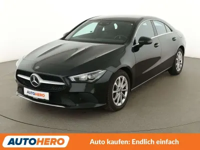 Gebraucht Mercedes CLA180 Progressive 136 PS (100 kW) 2019 Kosmosschwarz Limousine