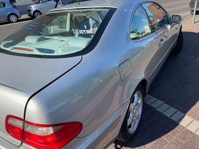 Mercedes CLK320