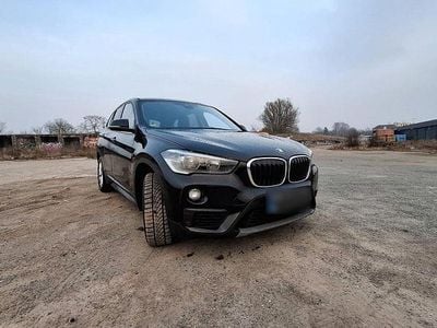 Używany BMW X1 Advantage 231 KM (169 kW) 2016 Czarny SUV