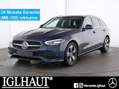 Gebraucht Mercedes C200 Avantgarde 163 PS (119 kW) 2025 Blau Kombi