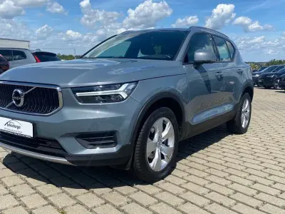 Gebraucht Volvo XC40 Momentum 163 PS (119 kW) 2019 Grau SUV