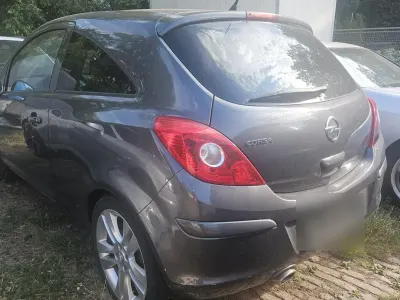 Gebraucht Opel Corsa 87 PS (63 kW) 2011 Grau Kleinwagen