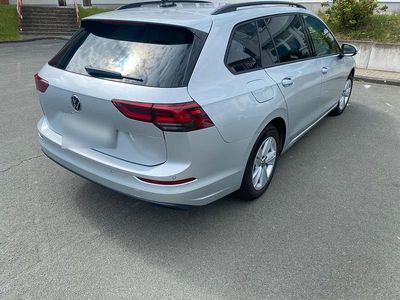 Gebraucht VW Golf VIII 150 PS (110 kW) 2021 Silber Kombi