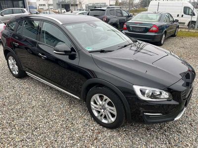 gebraucht Volvo V60 CC D3 Plus